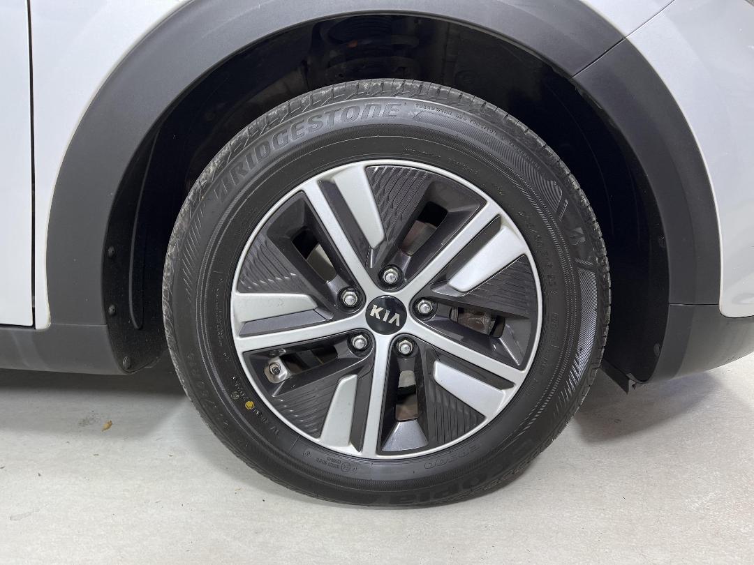 Photo '9' of KIA Niro