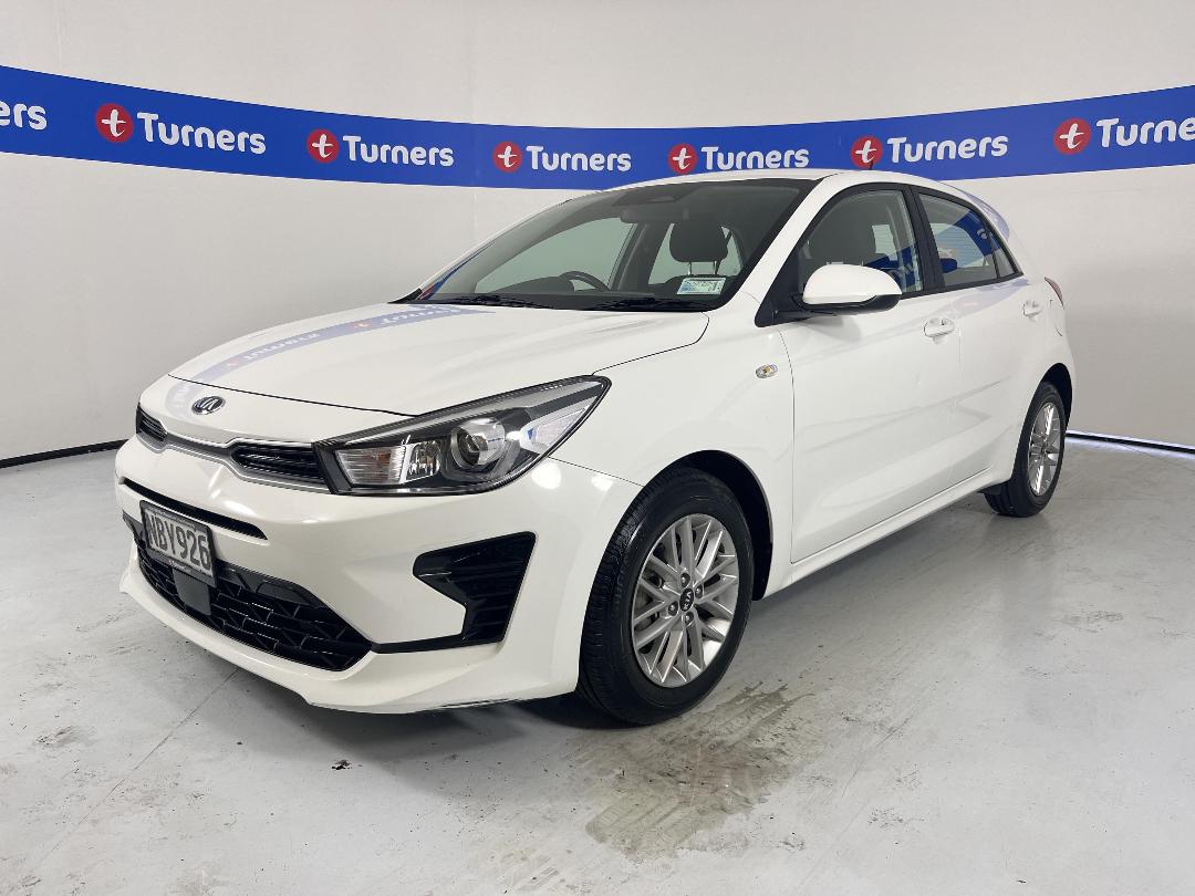 Photo '4' of KIA RIO Photo '4' of KIA RIO