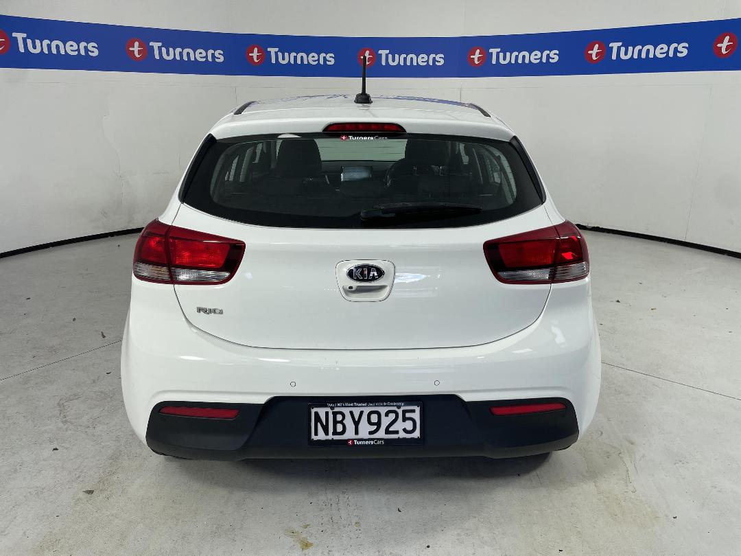 Photo '6' of KIA RIO