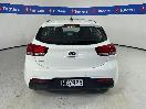 Thumbnail '6' of KIA RIO