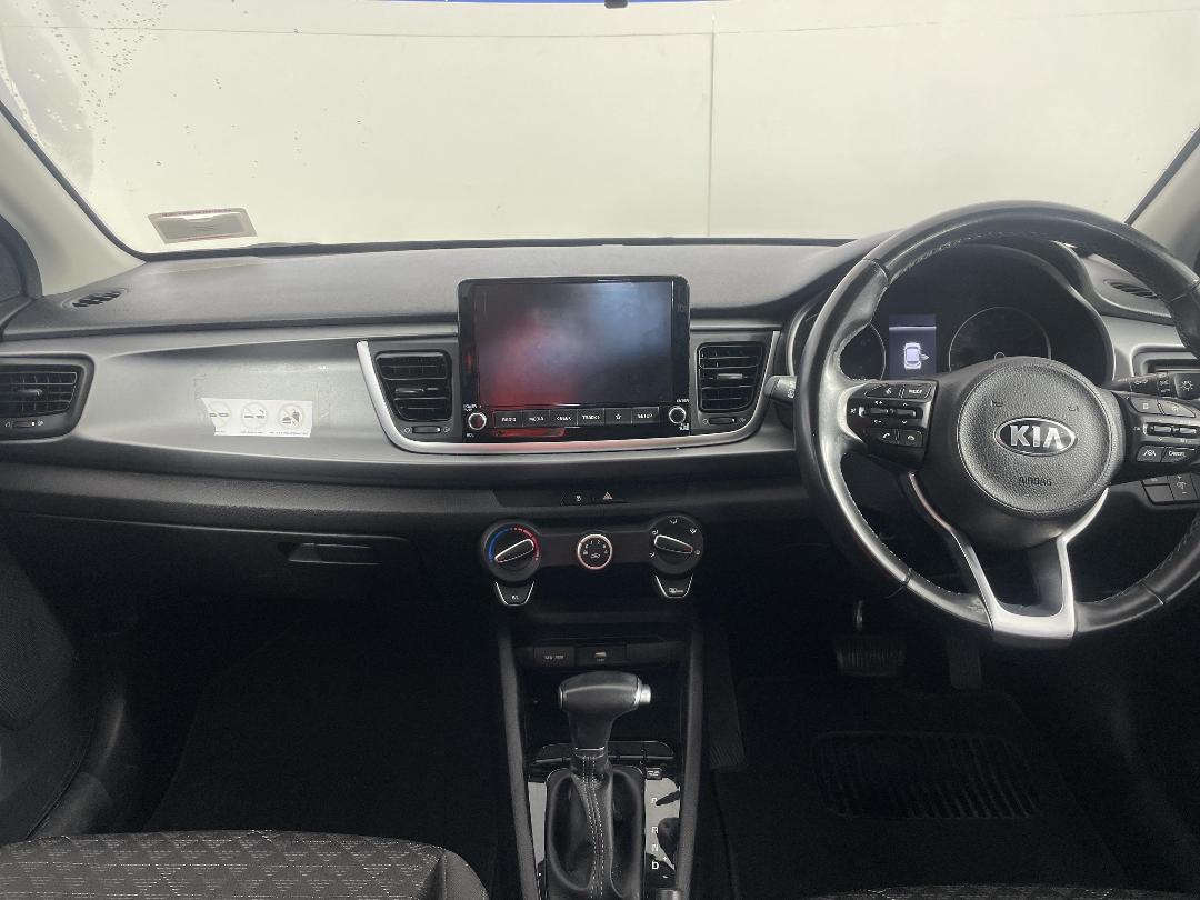 Photo '17' of KIA RIO