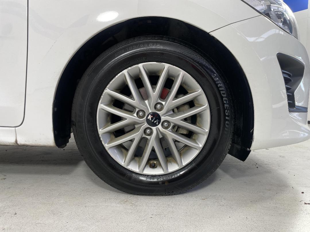 Photo '9' of KIA RIO