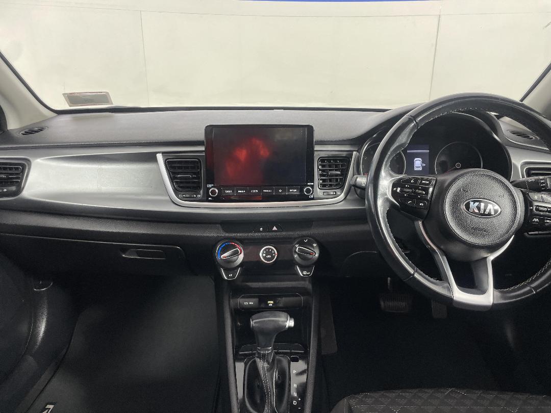 Photo '17' of KIA RIO