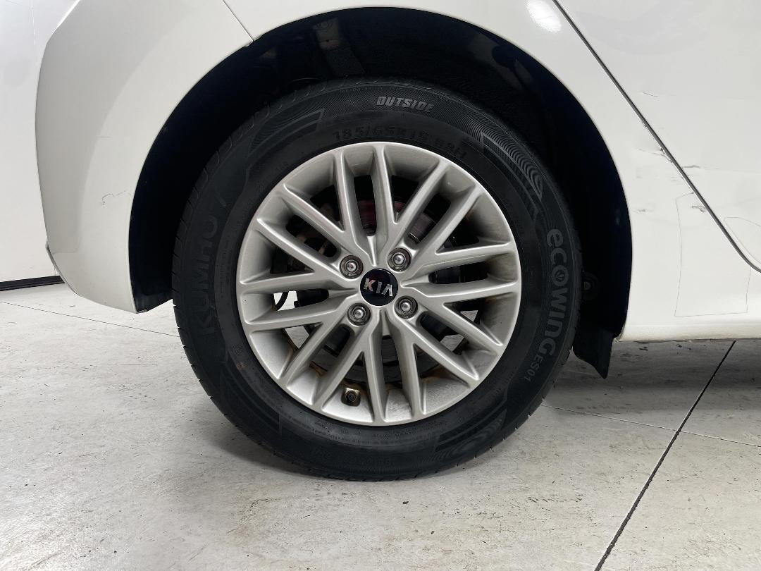 Photo '12' of KIA RIO