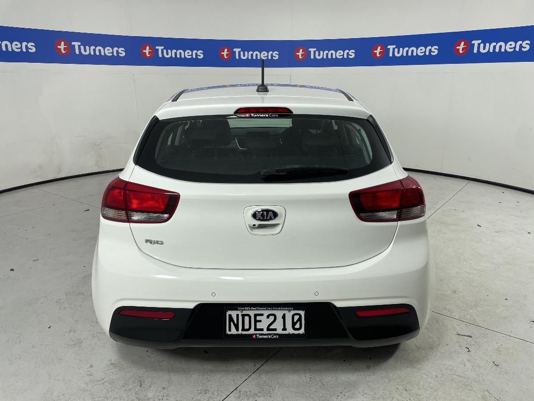 Photo '6' of KIA RIO