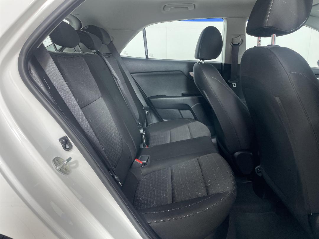 Photo '20' of KIA RIO