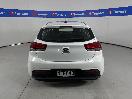 Thumbnail '6' of KIA RIO