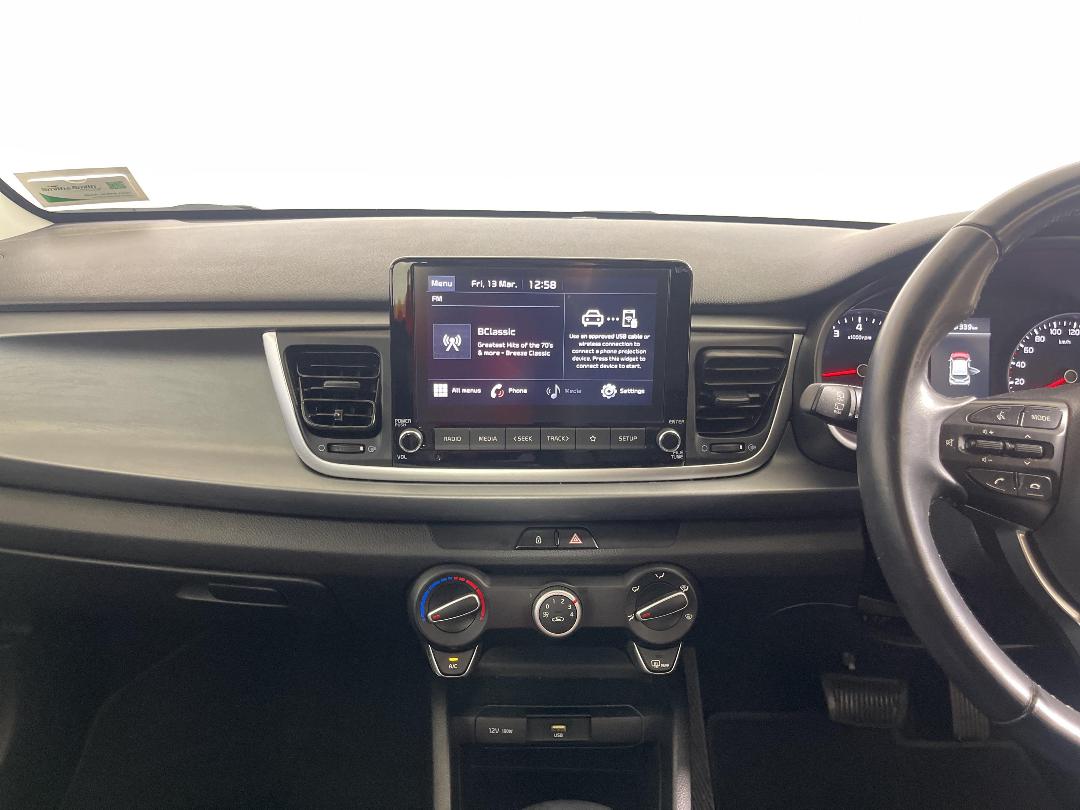 Photo '18' of KIA RIO