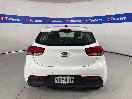 Thumbnail '6' of KIA RIO