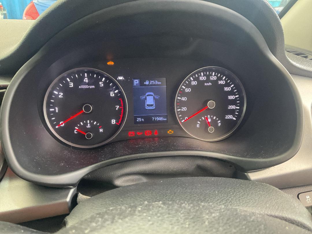 Photo '20' of KIA RIO EX