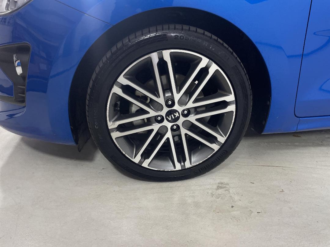 Photo '10' of KIA RIO