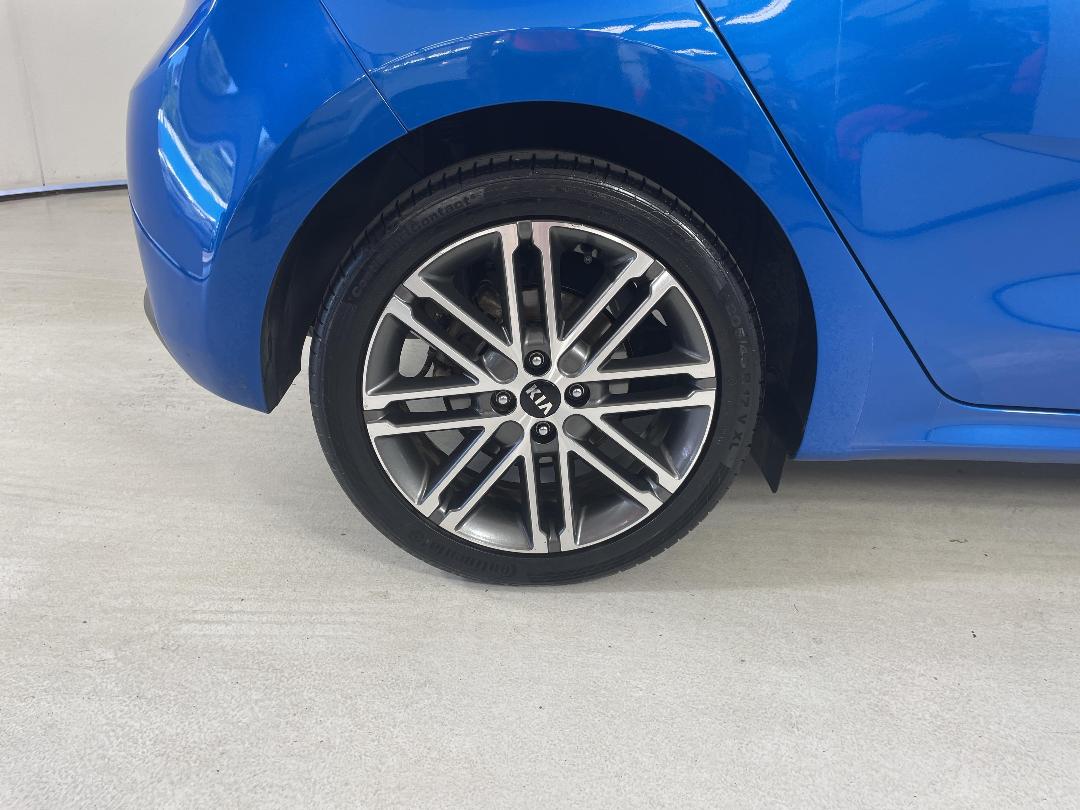 Photo '12' of KIA RIO