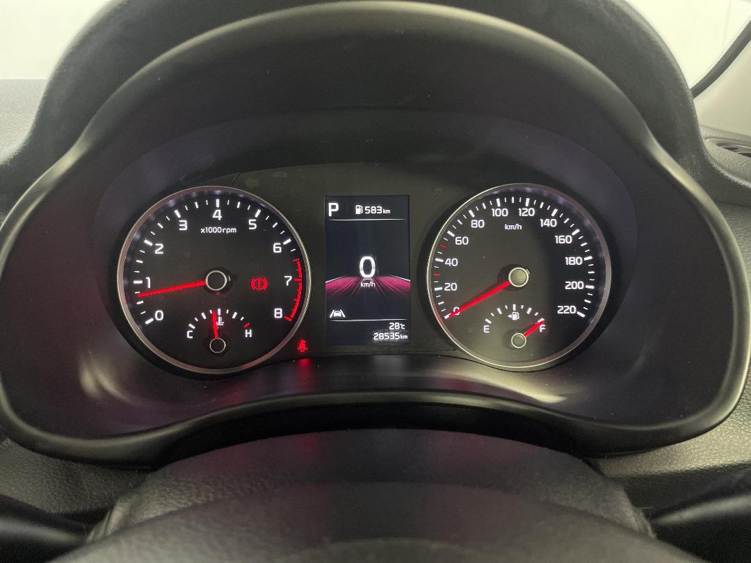 Photo '21' of KIA RIO