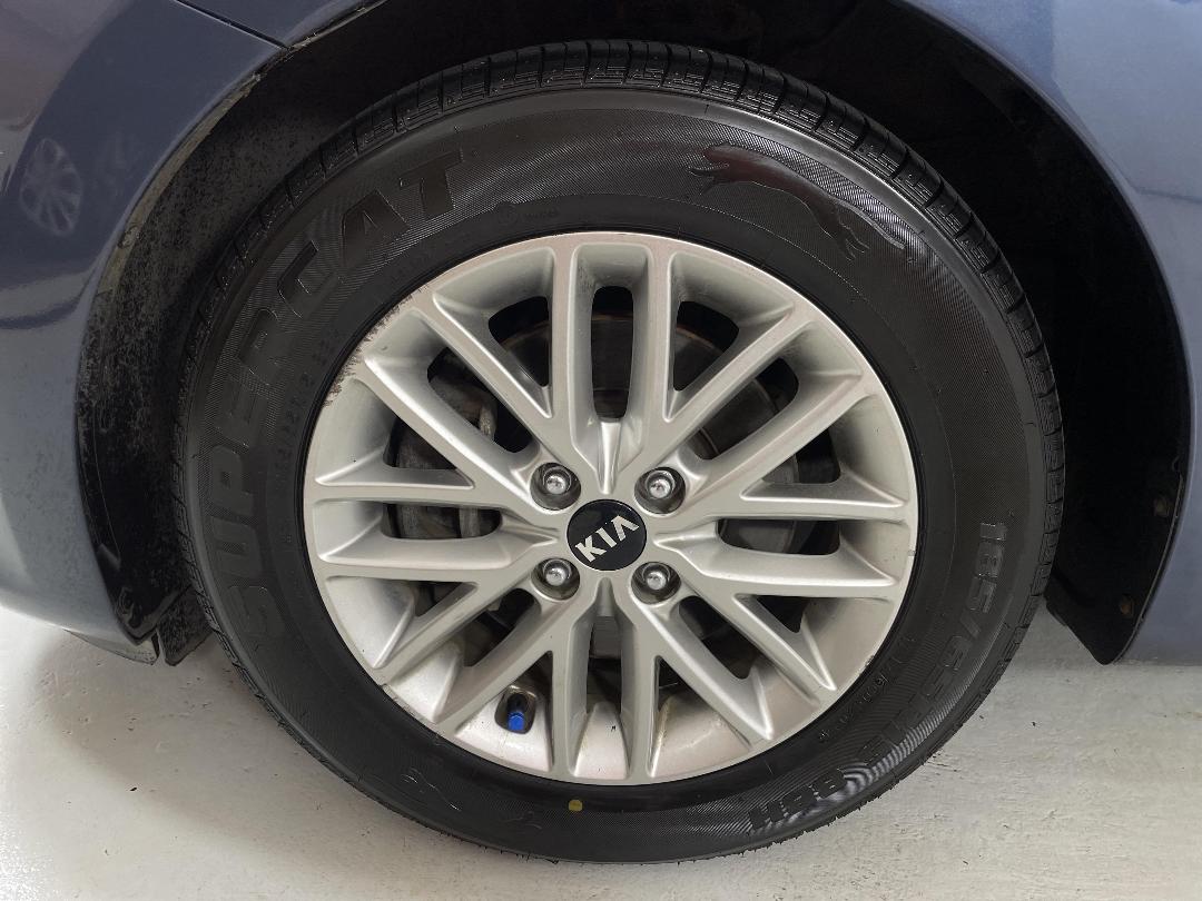 Photo '10' of KIA RIO