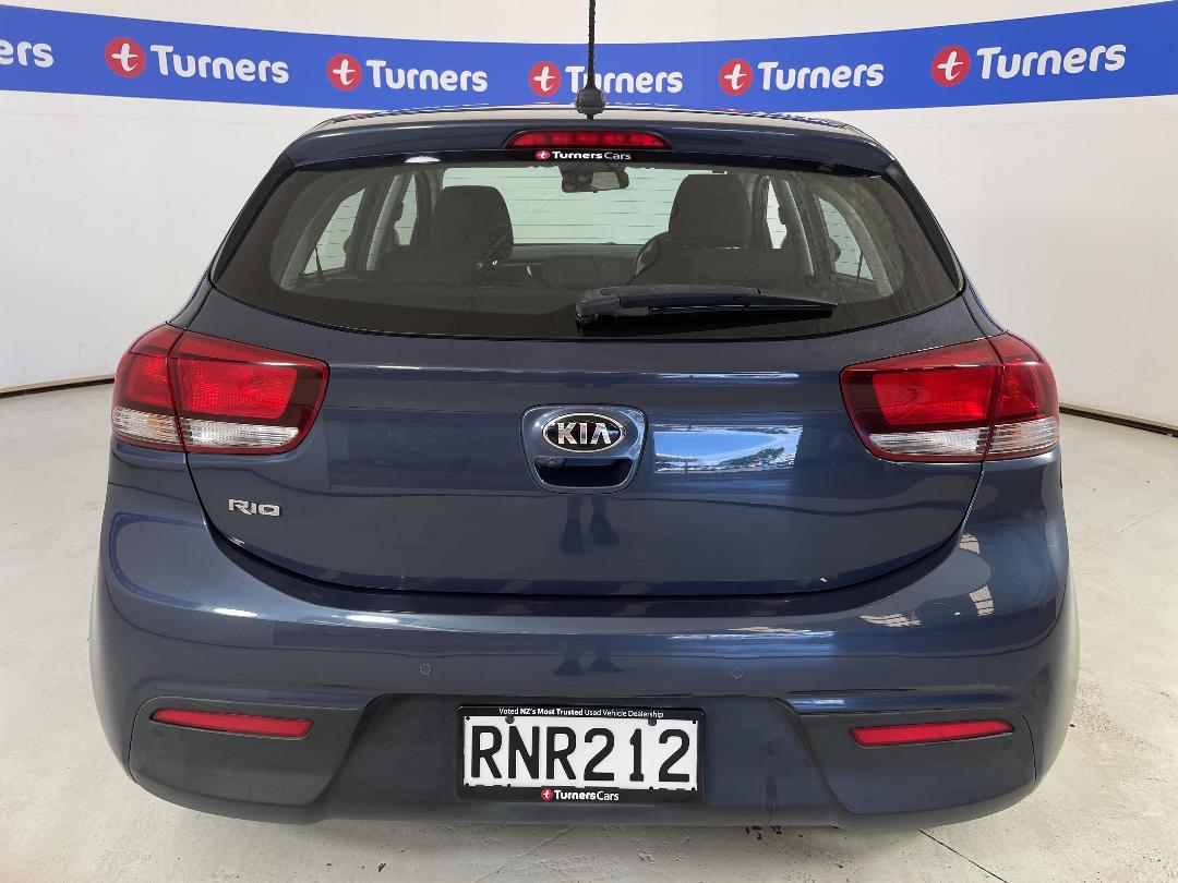 Photo '6' of KIA RIO