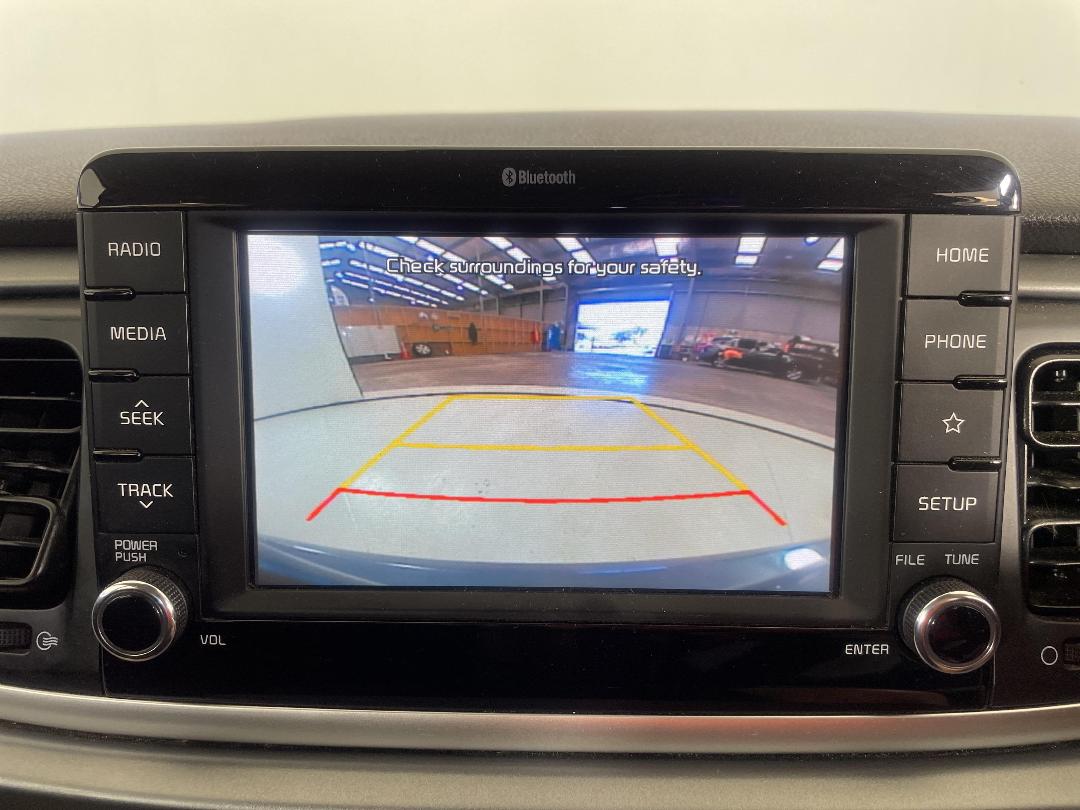 Photo '24' of KIA RIO