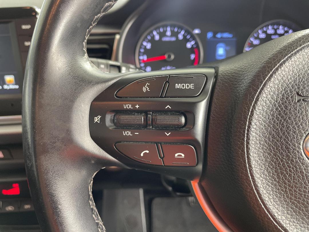 Photo '23' of KIA RIO