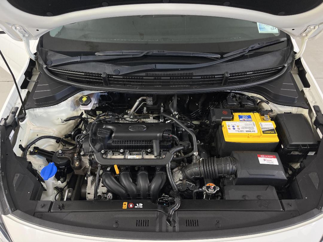 Photo '13' of KIA RIO