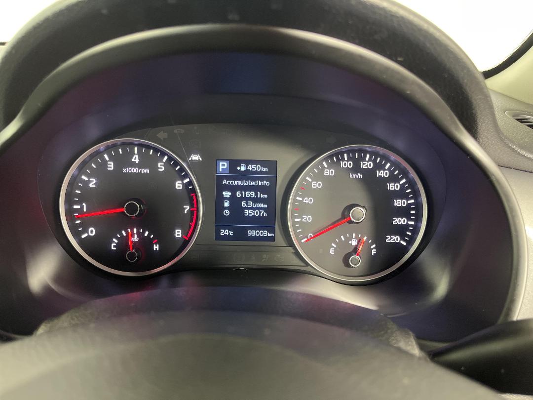 Photo '21' of KIA RIO