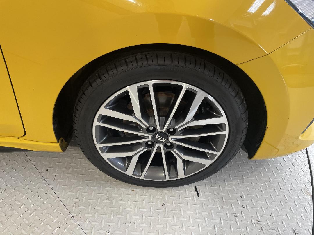 Photo '9' of KIA RIO