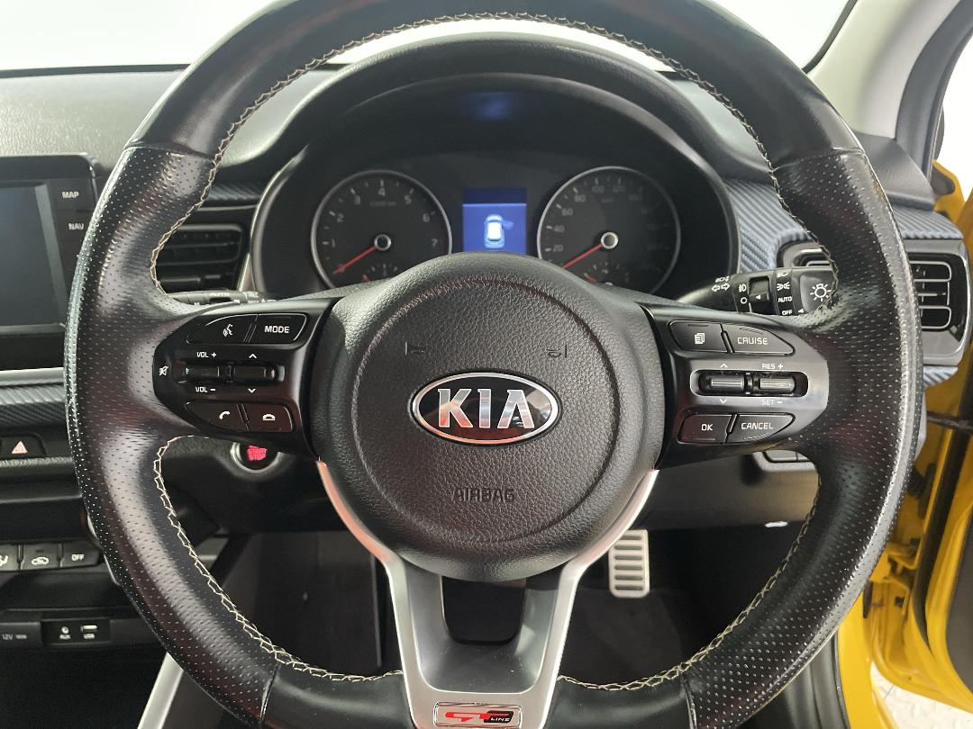 Photo '27' of KIA RIO