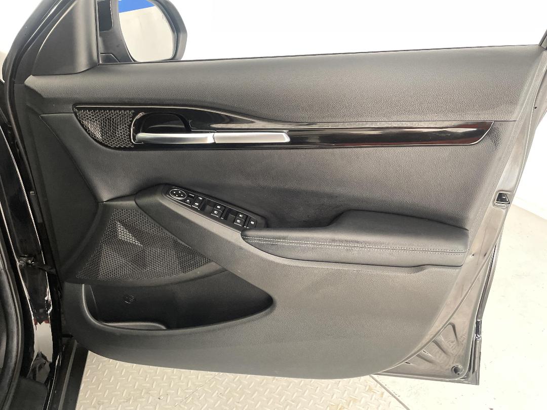 Photo '15' of KIA Seltos