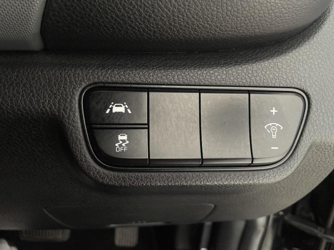 Photo '24' of KIA Seltos