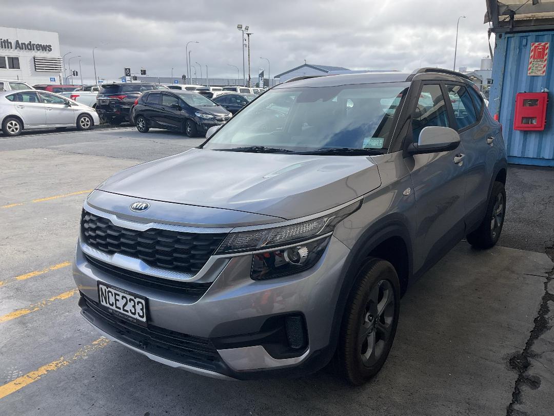 Photo '3' of KIA Seltos LX