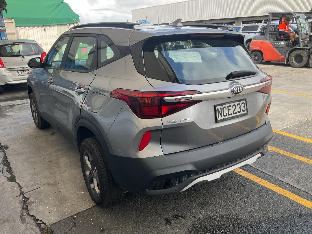 Photo '4' of KIA Seltos LX