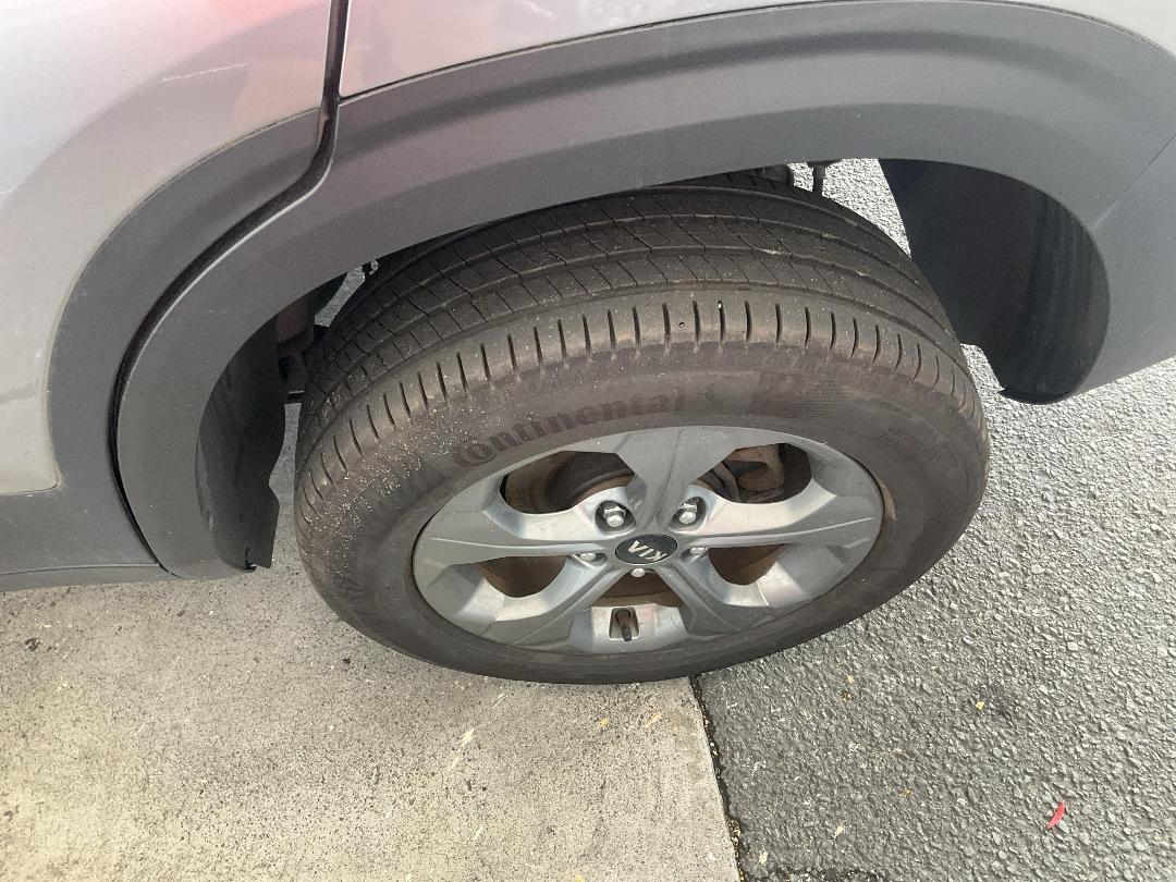 Photo '28' of KIA Seltos LX