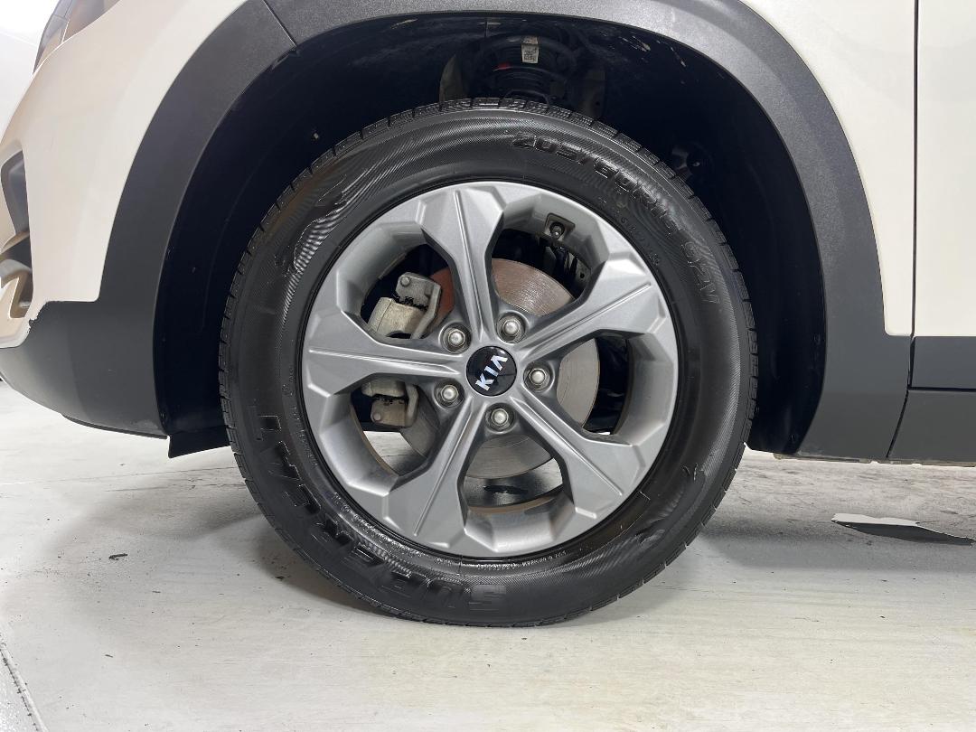 Photo '10' of KIA Seltos