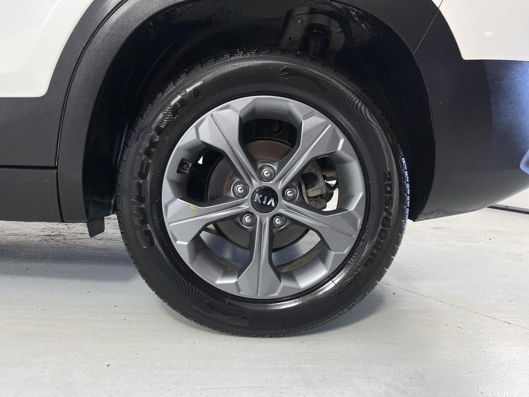 Photo '11' of KIA Seltos