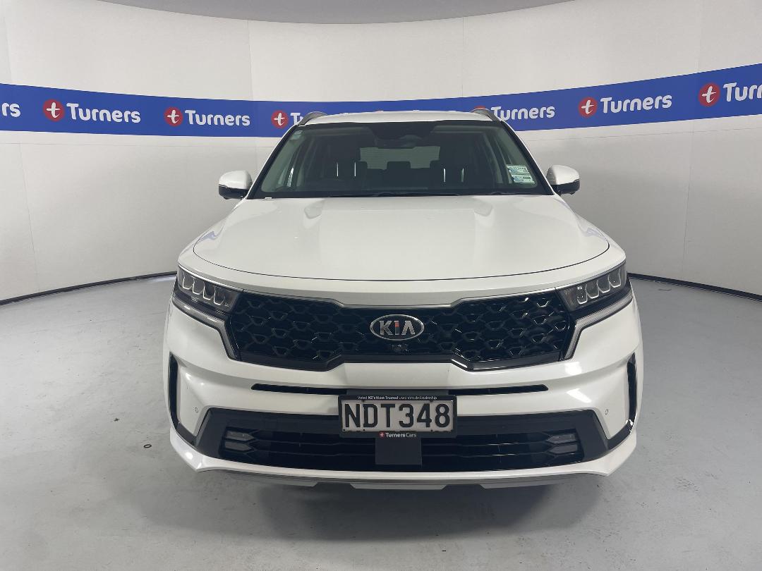 Photo '2' of KIA Sorento Photo '2' of KIA Sorento