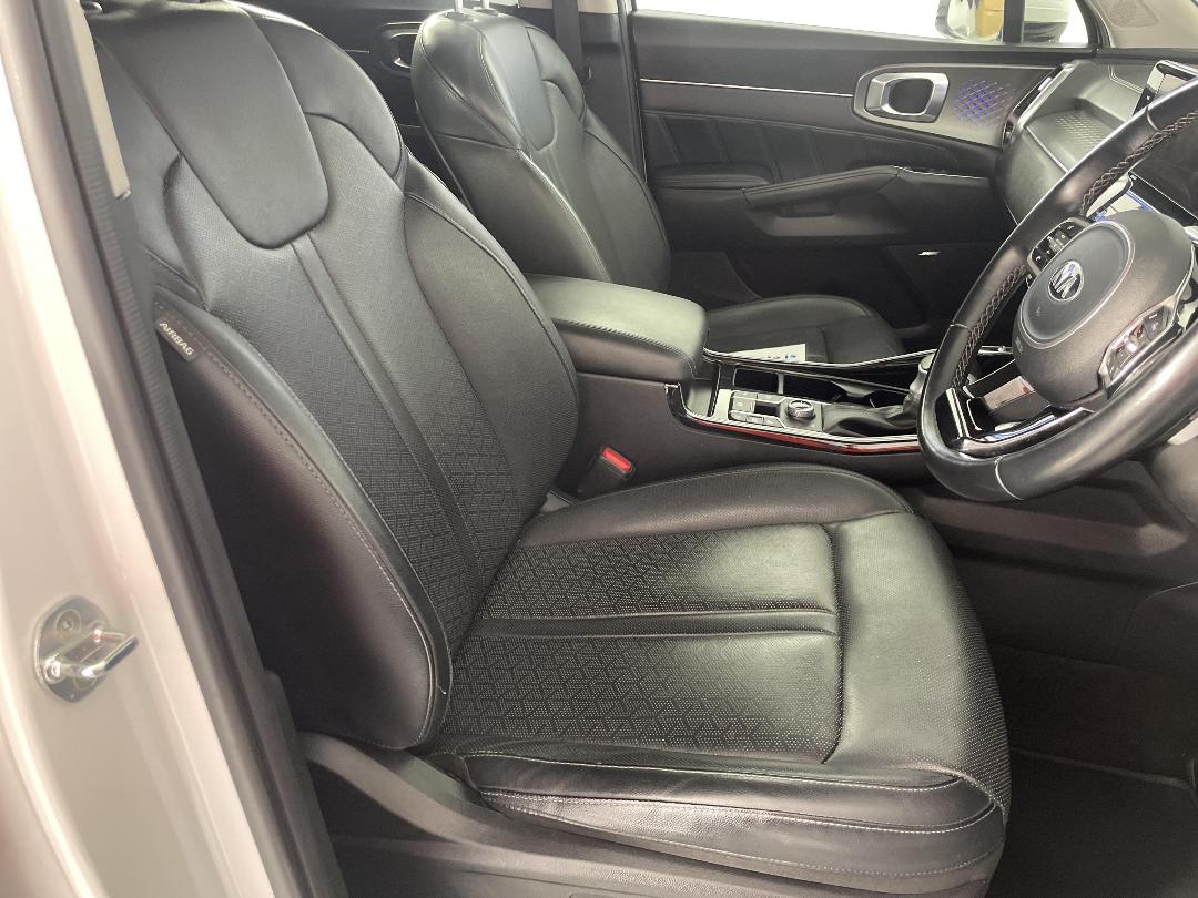 Photo '16' of KIA Sorento Photo '16' of KIA Sorento