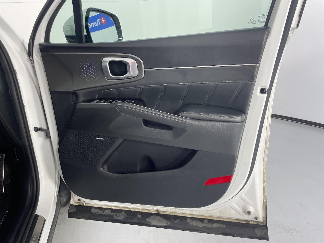 Photo '15' of KIA Sorento Photo '15' of KIA Sorento