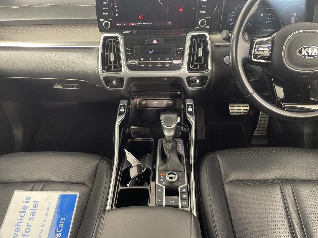 Photo '18' of KIA Sorento Photo '18' of KIA Sorento