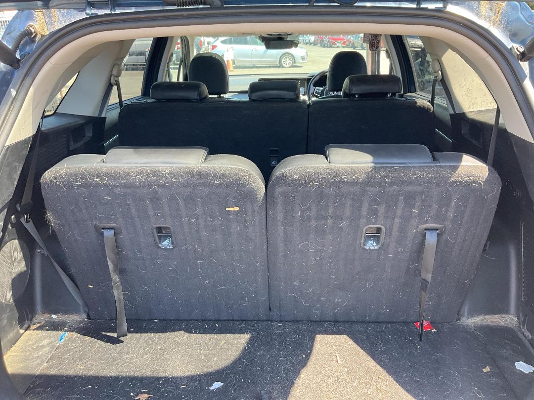 Photo '6' of KIA Sorento Premium Photo '6' of KIA Sorento Premium