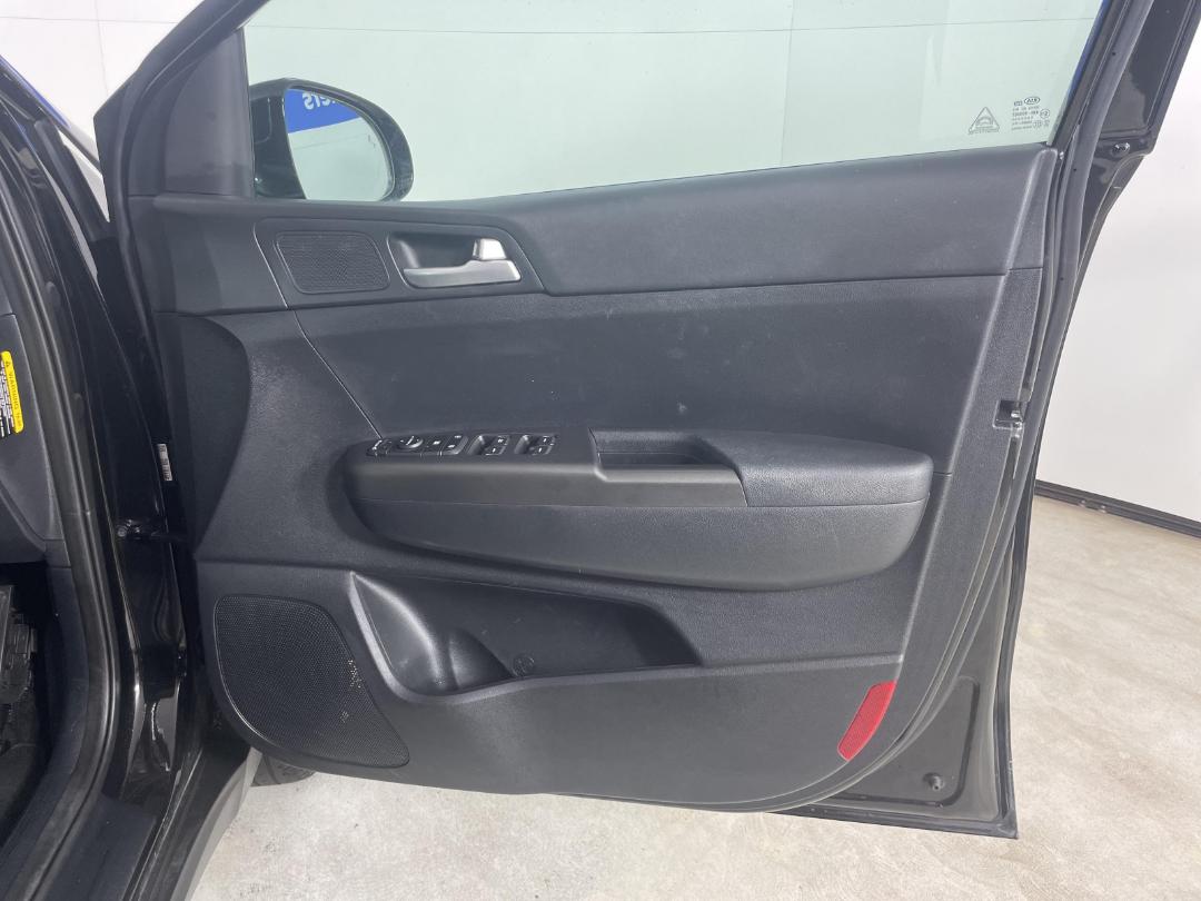 Photo '15' of KIA Sportage Photo '15' of KIA Sportage