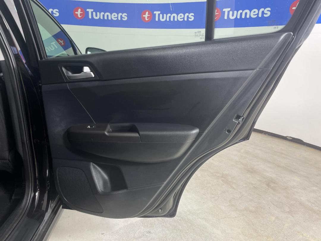 Photo '19' of KIA Sportage Photo '19' of KIA Sportage