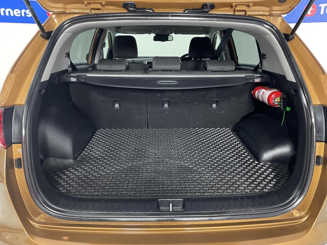 Photo '14' of KIA Sportage