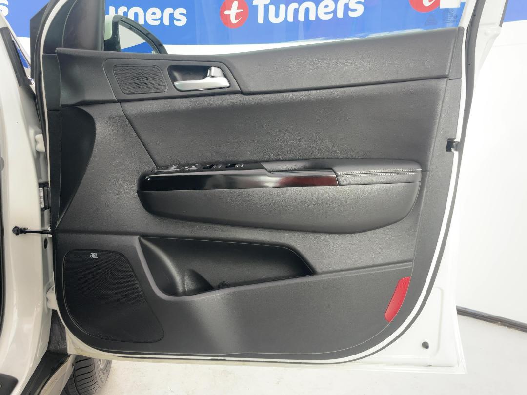 Photo '15' of KIA Sportage