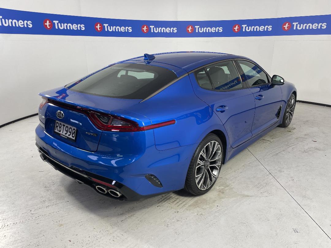 Photo '7' of KIA Stinger