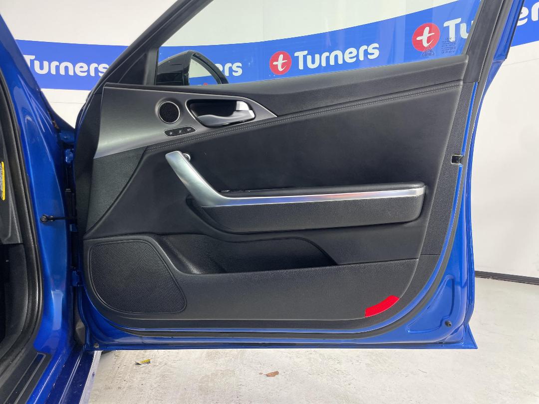 Photo '15' of KIA Stinger