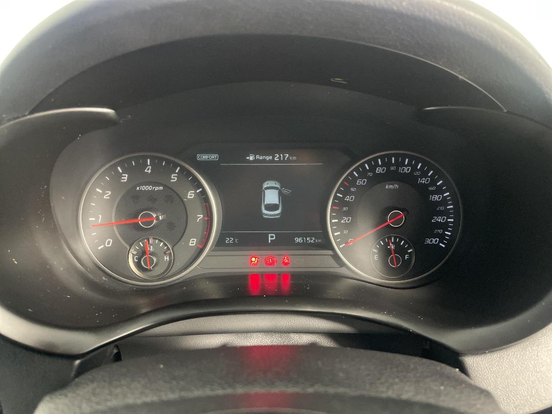 Photo '21' of KIA Stinger