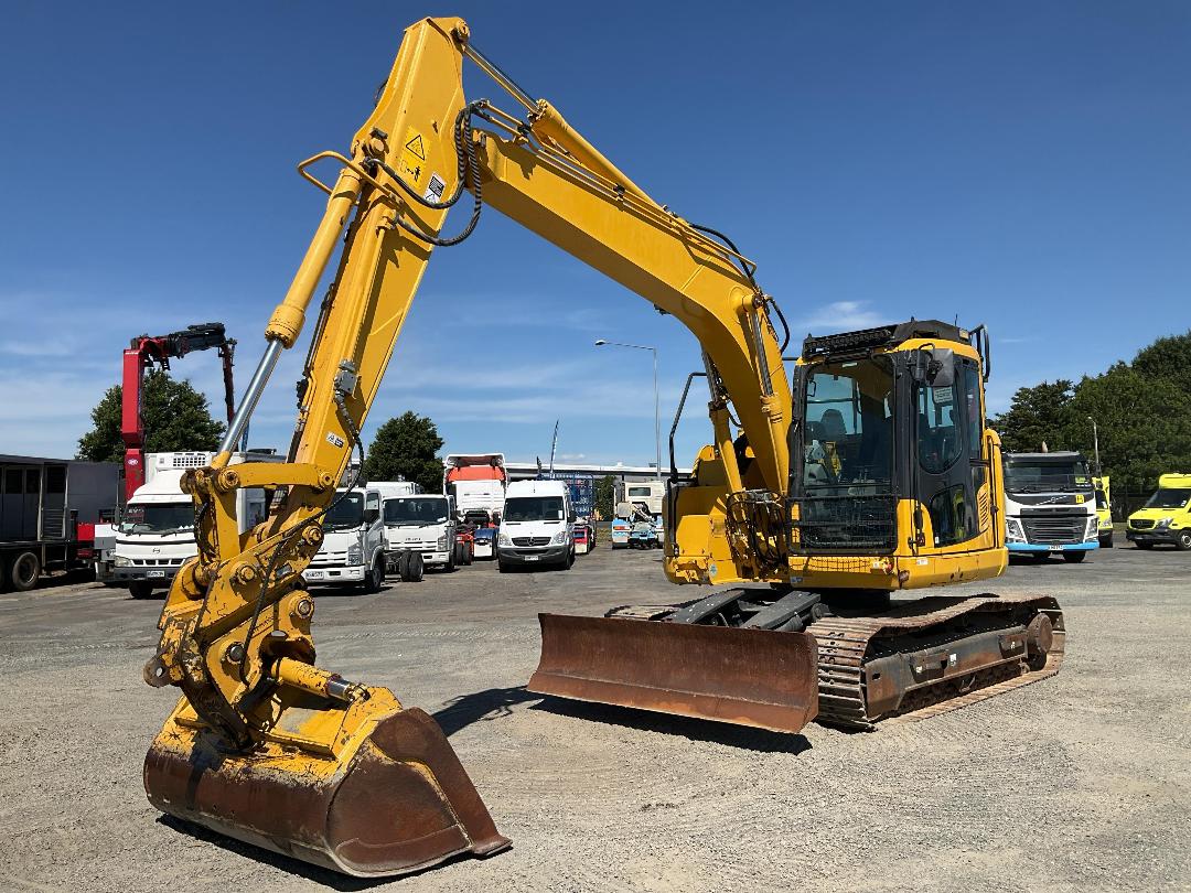 Photo '9' of Komatsu PC138US-11 Excavator Photo '9' of Komatsu PC138US-11 Excavator