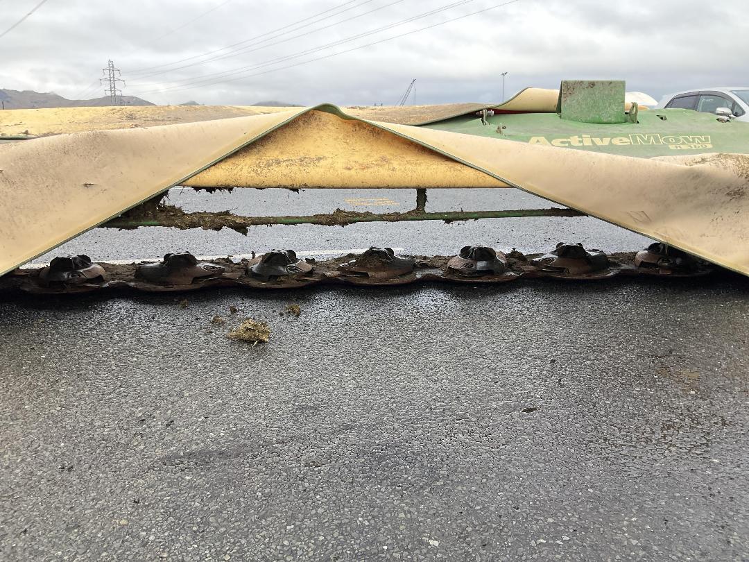 Photo '12' of Krone R360 9 Disc Bar rear mower Mower