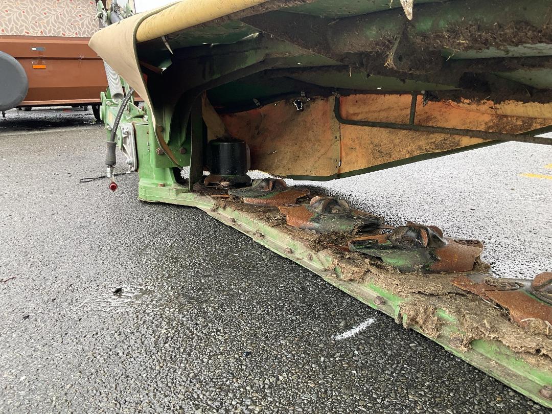 Photo '14' of Krone R360 9 Disc Bar rear mower Mower