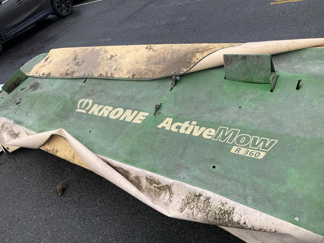 Photo '17' of Krone R360 9 Disc Bar rear mower Mower