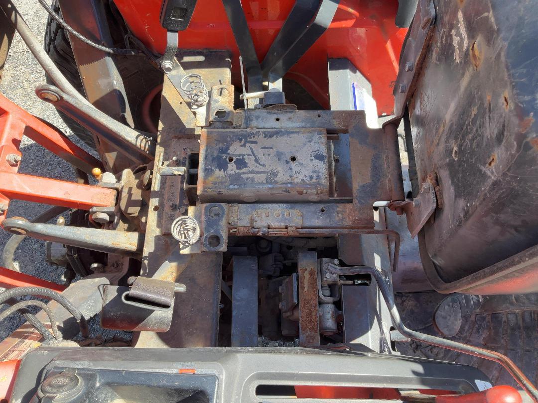 Photo '18' of Kubota B3150 Tractor