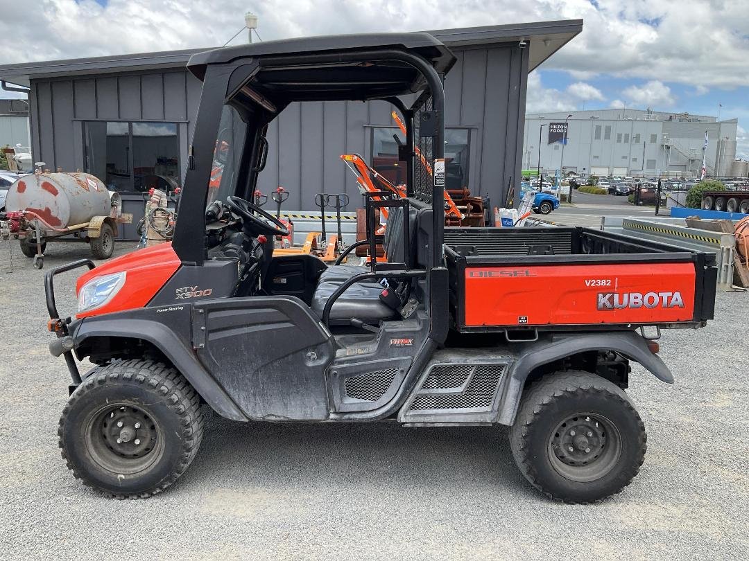Photo '6' of Kubota RTVX900WORKSITE Photo '6' of Kubota RTVX900WORKSITE